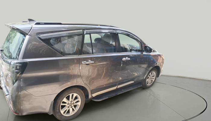 2018 Toyota Innova Crysta 2.4 VX 7 STR, Diesel, Manual, 1,51,075 km, exterior