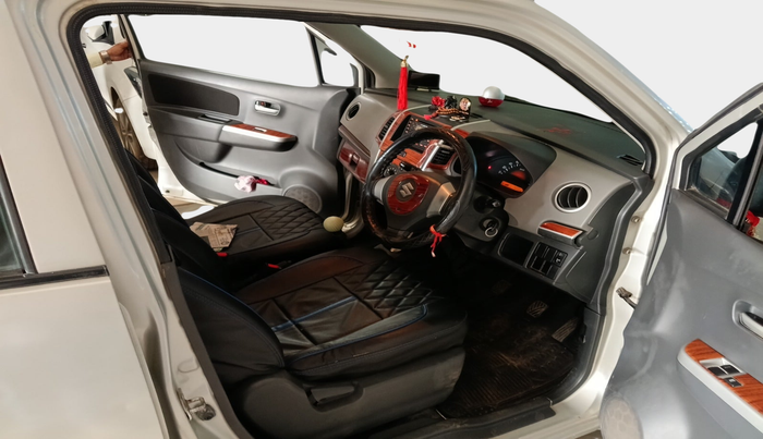 2011 Maruti Wagon R 1.0 LXI, Petrol, Manual, 50,005 km, interior