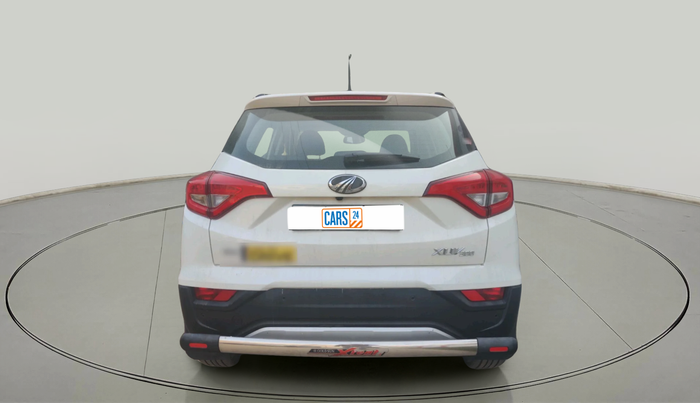 2021 Mahindra XUV300 W8 1.2 PETROL, Petrol, Manual, 5,809 km, exterior