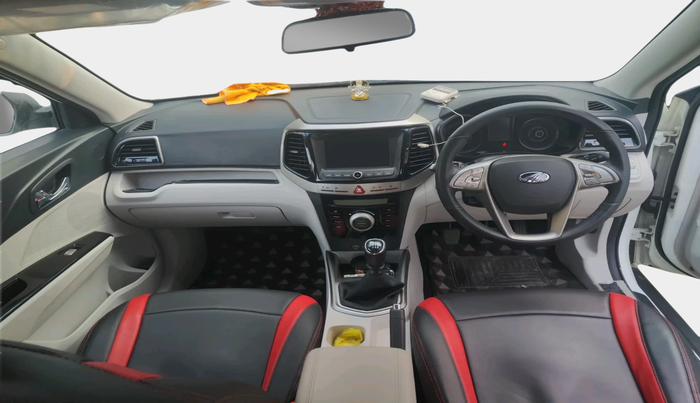 2021 Mahindra XUV300 W8 1.2 PETROL, Petrol, Manual, 5,809 km, interior