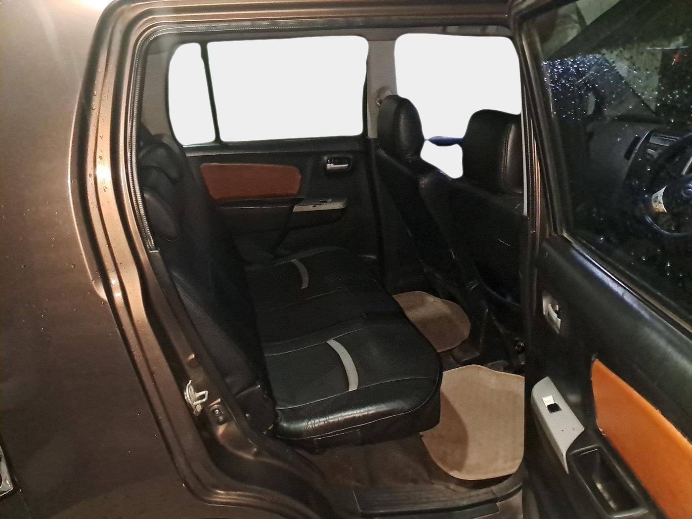 2014 Maruti Wagon R 1.0 VXI, Petrol, Manual, 93,750 km, interior
