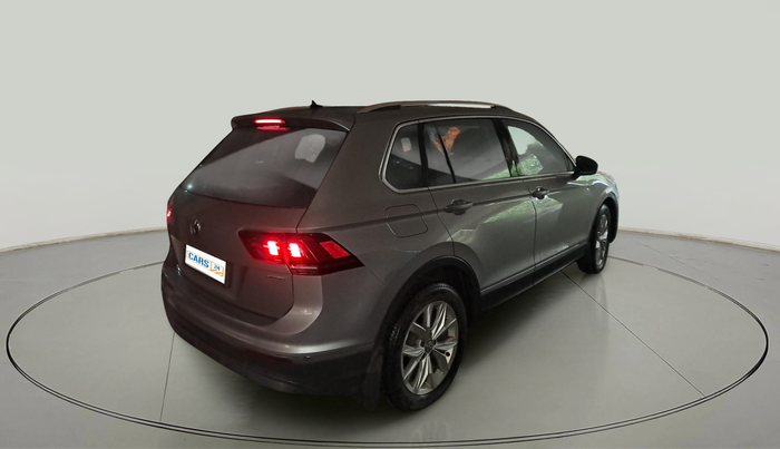 2018 Volkswagen TIGUAN HIGHLINE TDI AT, Diesel, Automatic, 1,98,683 km, exterior