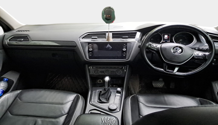 2018 Volkswagen TIGUAN HIGHLINE TDI AT, Diesel, Automatic, 1,98,683 km, interior