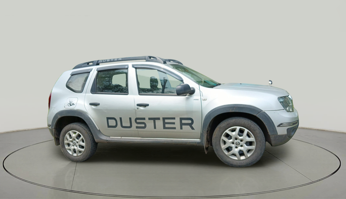 2016 Renault Duster RXE 1.6 PETROL, Petrol, Manual, 66,357 km, exterior