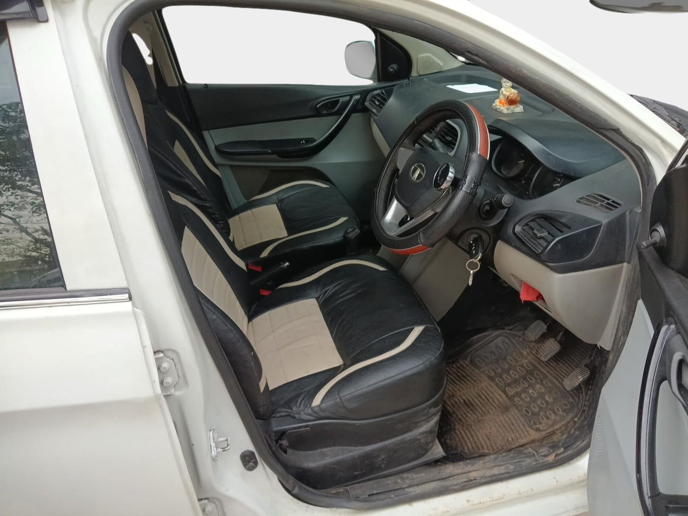 2017 Tata Tiago XM DIESEL, Diesel, Manual, 59,000 km, interior