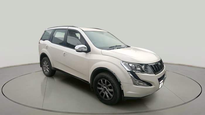 2016 Mahindra XUV500 W8, Diesel, Manual, 1,29,000 km, exterior