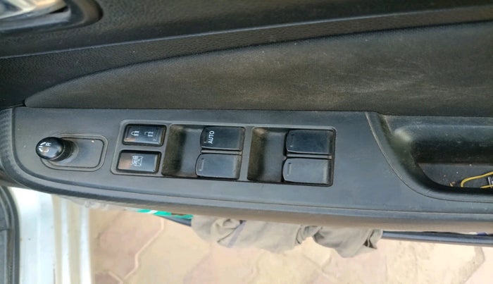 2021 Maruti Swift VXI, Petrol, Manual, 1,09,847 km, interior