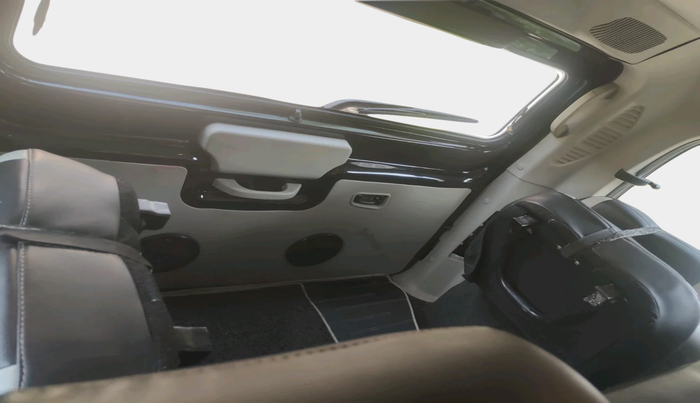 2018 Mahindra Scorpio S11 2WD, Diesel, Manual, 1,33,524 km, interior