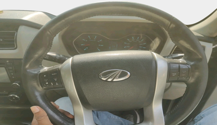 2018 Mahindra Scorpio S11 2WD, Diesel, Manual, 1,33,524 km, interior