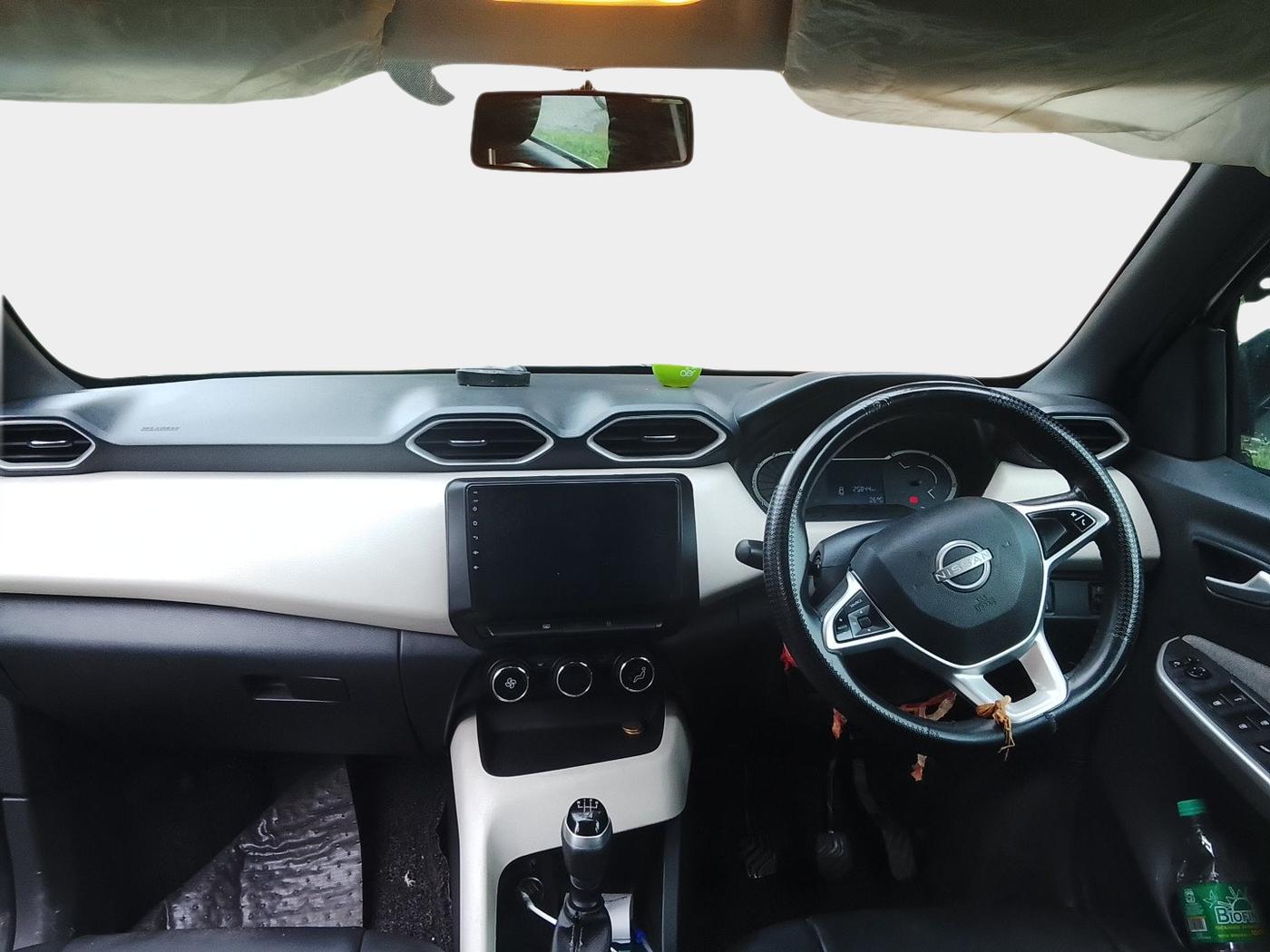 2023 Nissan MAGNITE XL, Petrol, Manual, 25,844 km, interior