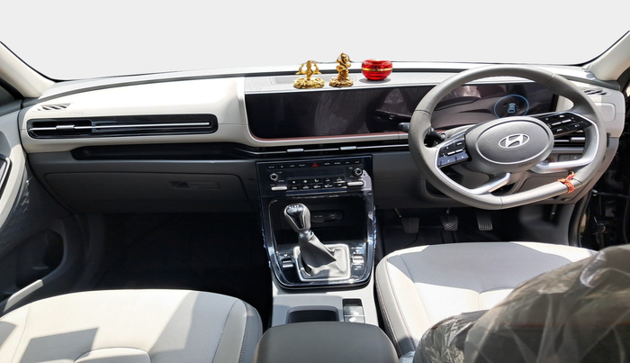 2024 Hyundai Creta SX (O) 1.5 PETROL, Petrol, Manual, 11,624 km, interior