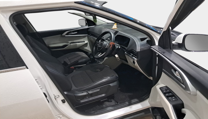2023 KIA CARENS PRESTIGE 1.4 PETROL 7 STR, Petrol, Manual, 15,505 km, interior