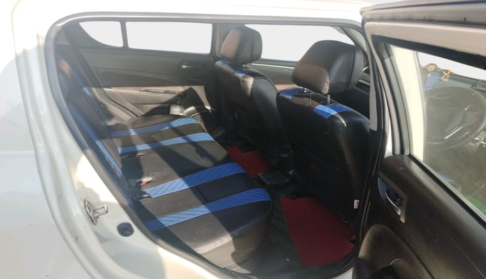 2016 Maruti Swift VXI, Petrol, Manual, 1,11,702 km, interior