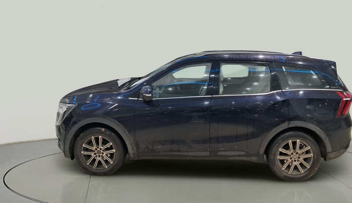 2021 Mahindra XUV700 AX 7 LUXURY P AT 7 STR, Petrol, Automatic, 23,687 km, exterior