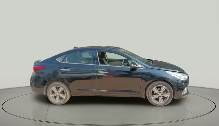 2017 Hyundai Verna 1.6 SX (O) CRDI MT, Diesel, Manual, 1,30,188 km, exterior