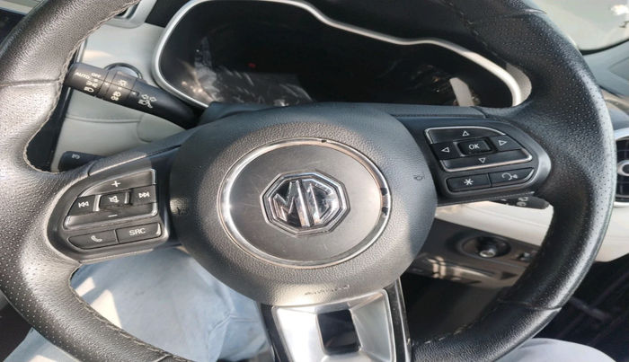 2023 MG ASTOR SHARP 1.5 CVT, Petrol, Automatic, 51,734 km, interior