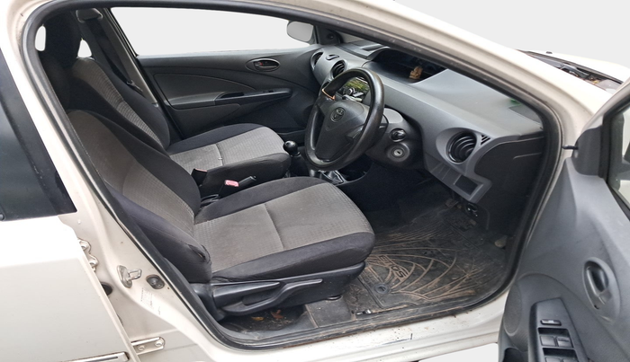 2013 Toyota Etios G, Petrol, Manual, 90,271 km, interior