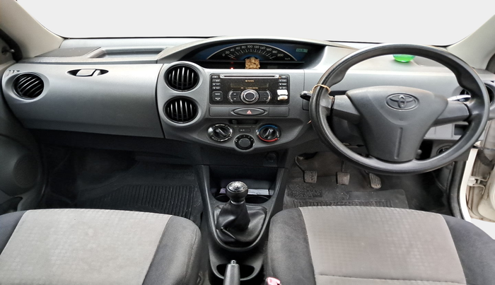 2013 Toyota Etios G, Petrol, Manual, 90,271 km, interior