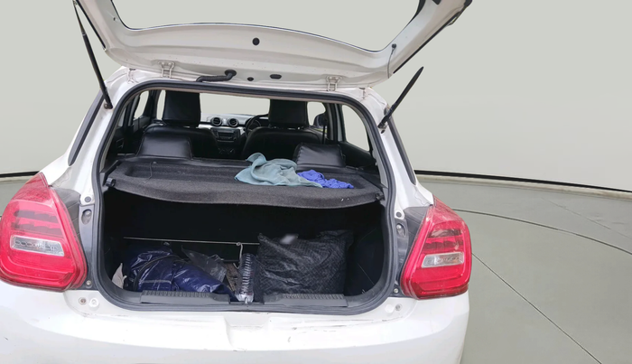 2018 Maruti Swift VXI, Petrol, Manual, 1,14,547 km, exterior