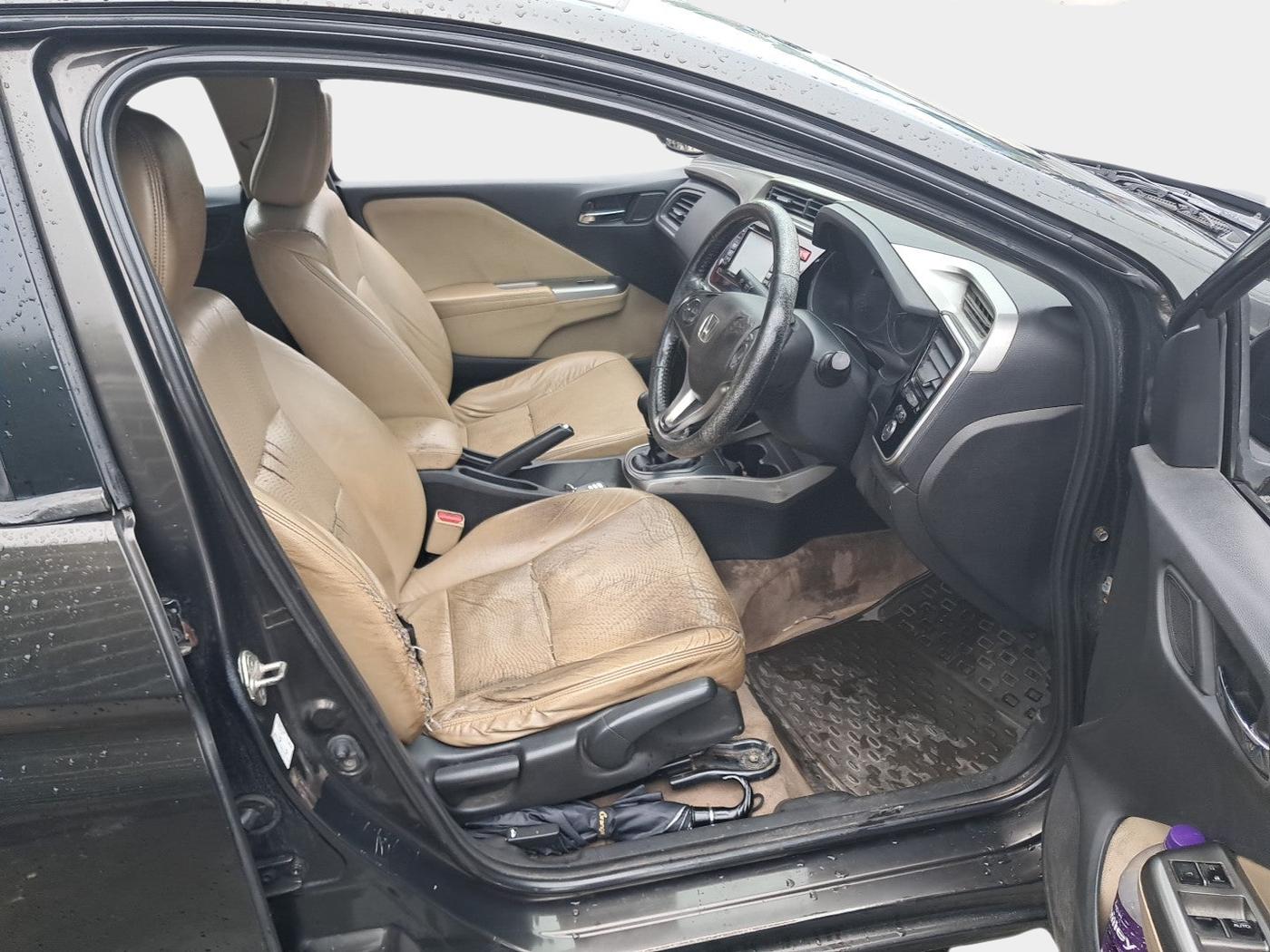 2016 Honda City 1.5L I-VTEC VX, Petrol, Manual, 1,53,000 km, interior