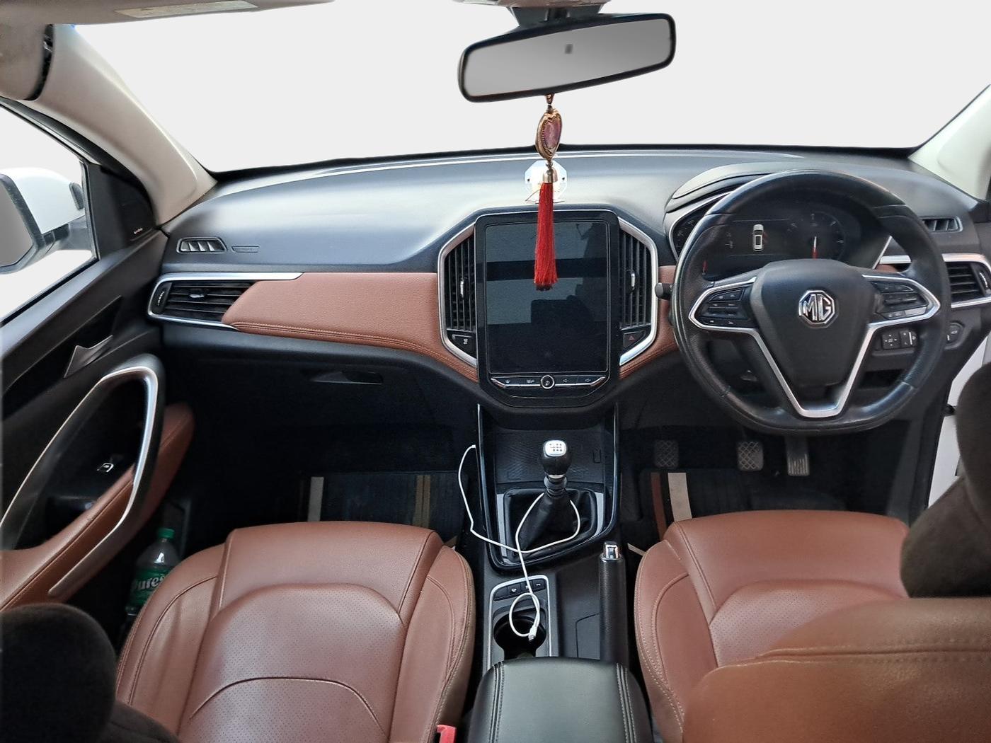 2021 MG HECTOR PLUS SHARP 2.0 DIESEL TURBO MT 6-STR, Diesel, Manual, 1,50,630 km, interior