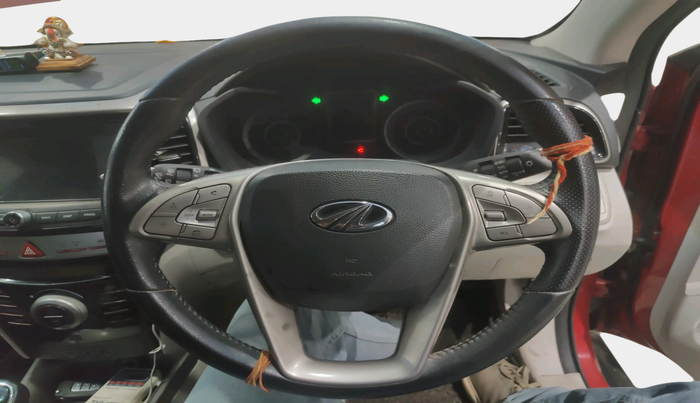 2020 Mahindra XUV300 W8 1.2 PETROL, Petrol, Manual, 15,619 km, interior