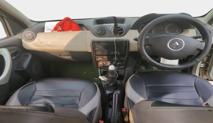2014 Renault Duster 85 PS RXL DIESEL, Diesel, Manual, 1,61,377 km, interior