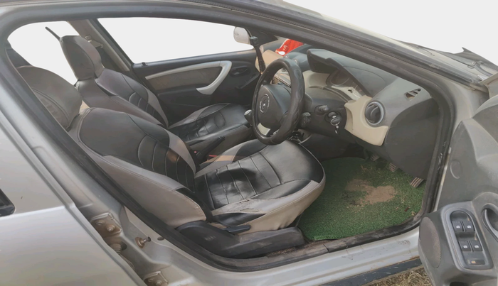 2014 Renault Duster 85 PS RXL DIESEL, Diesel, Manual, 1,61,377 km, interior