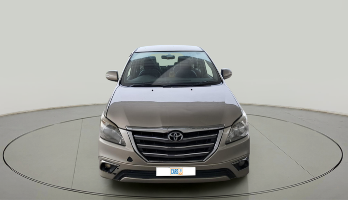 2013 Toyota Innova 2.5 VX 7 STR, Diesel, Manual, 2,48,989 km, exterior