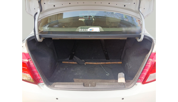 2018 Maruti Dzire VDI, Diesel, Manual, 1,20,268 km, exterior