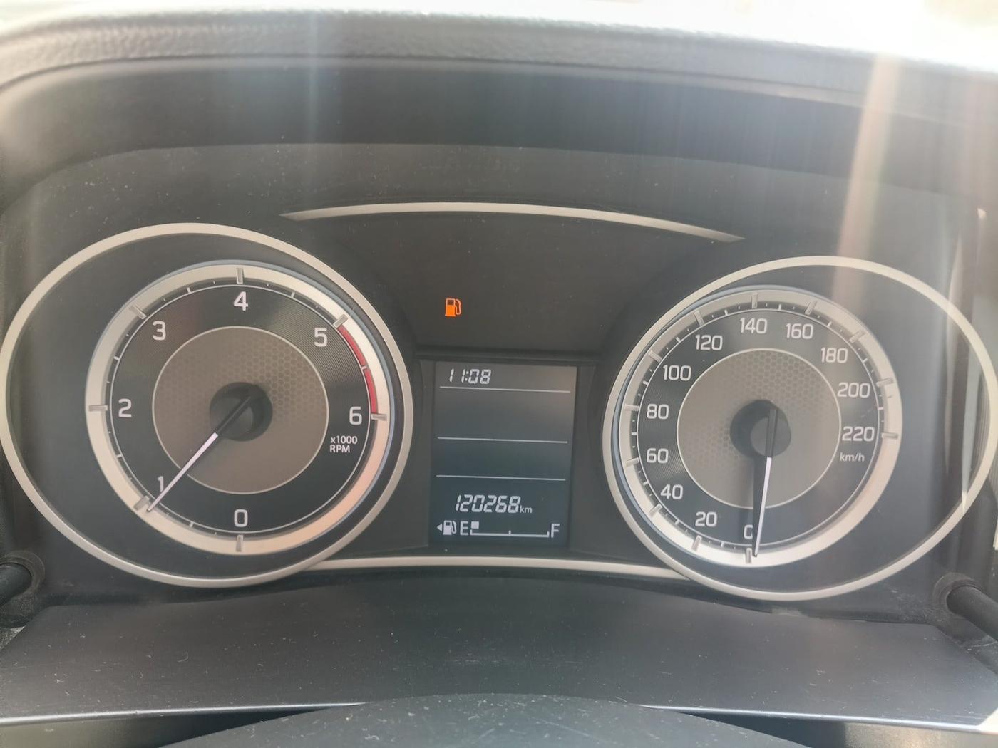 2018 Maruti Dzire VDI, Diesel, Manual, 1,20,268 km, interior
