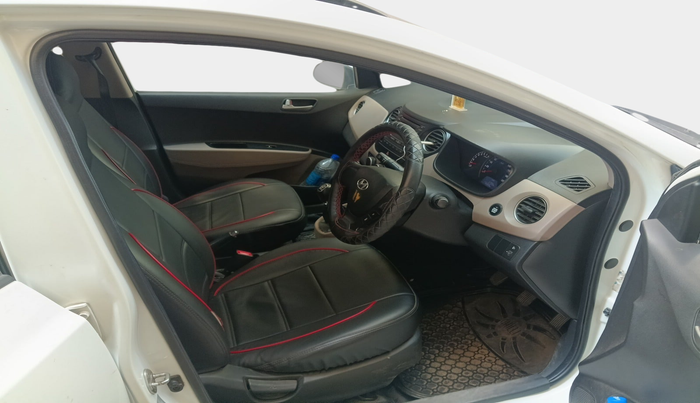 2014 Hyundai Grand i10 SPORTZ 1.2 KAPPA VTVT, Petrol, Manual, 1,14,267 km, interior