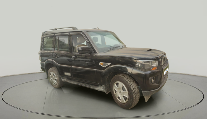 2017 Mahindra Scorpio S6 PLUS INTELLI-HYBRID, Diesel, Manual, 53,602 km, exterior