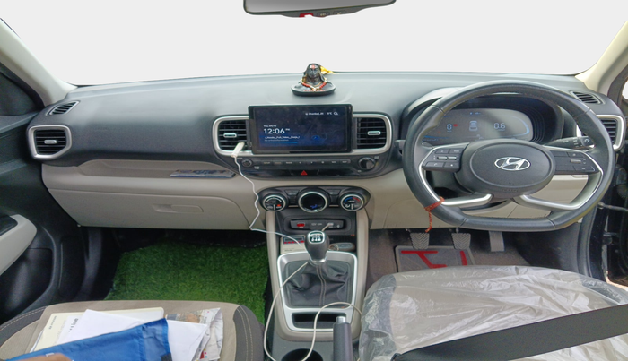 2023 Hyundai VENUE SX 1.2 PETROL, Petrol, Manual, 21,227 km, interior