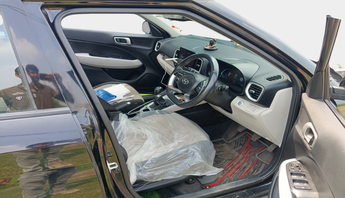 2023 Hyundai VENUE SX 1.2 PETROL, Petrol, Manual, 21,227 km, interior