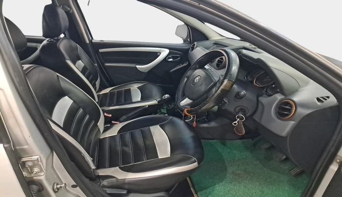 2015 Renault Duster 85 PS RXL DIESEL, Diesel, Manual, 1,74,585 km, interior
