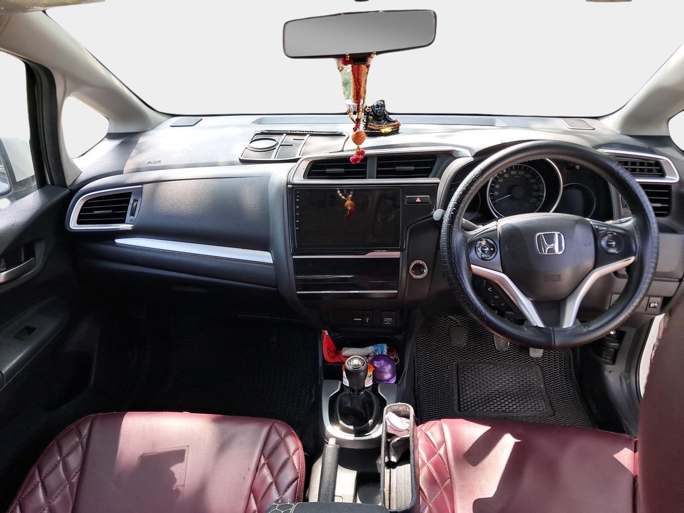 2018 Honda WR-V 1.5L I-DTEC VX MT, Diesel, Manual, 95,300 km, interior