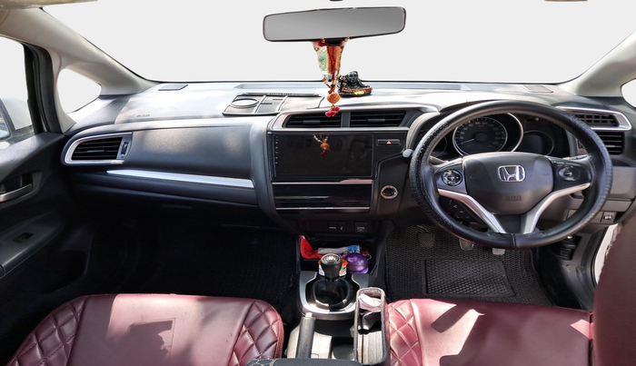 2018 Honda WR-V 1.5L I-DTEC VX MT, Diesel, Manual, 95,100 km, interior