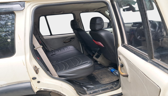 2015 Mahindra Scorpio S2, Diesel, Manual, 1,45,458 km, interior
