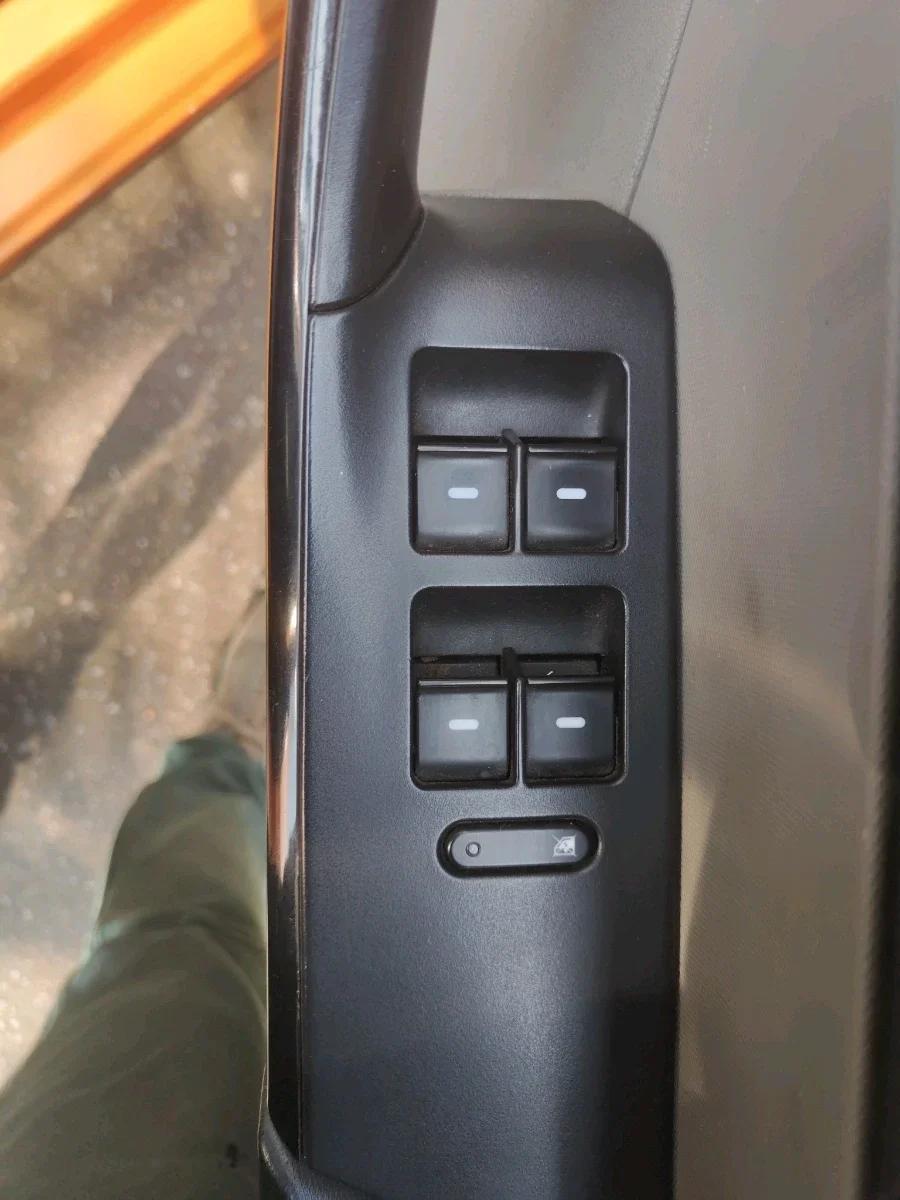 2016 Tata Tiago XZ PETROL, Petrol, Manual, 37,642 km, interior