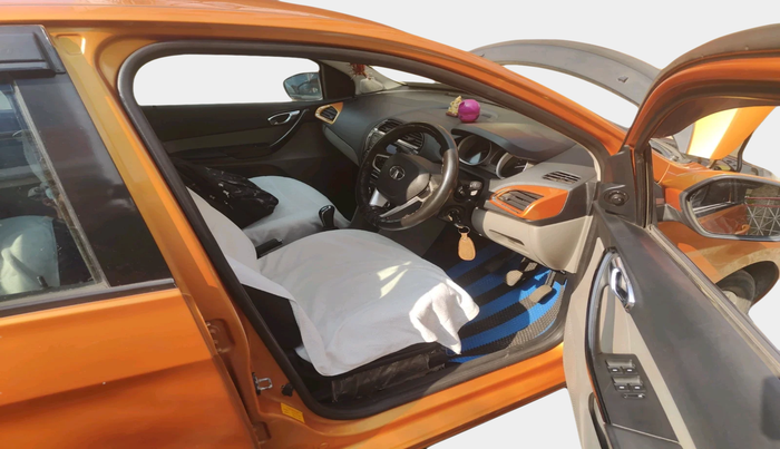2016 Tata Tiago XZ PETROL, Petrol, Manual, 37,642 km, interior
