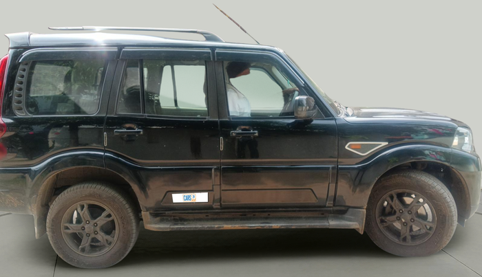 2016 Mahindra Scorpio S10, Diesel, Manual, 93,551 km, exterior