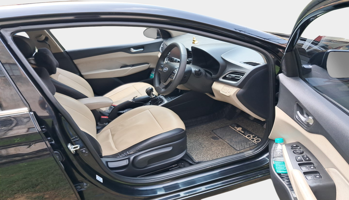 2022 Hyundai Verna SX 1.5 VTVT, Petrol, Manual, 80,579 km, interior