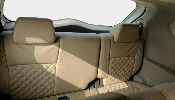 2018 Mahindra MARAZZO M2 8 STR, Diesel, Manual, 1,00,952 km, interior