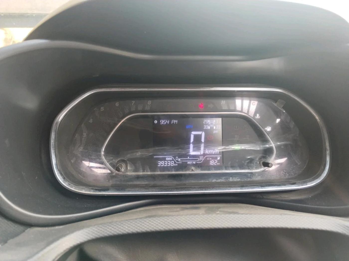 2021 Tata NEXON XZ PLUS PETROL, Petrol, Manual, 39,338 km, interior