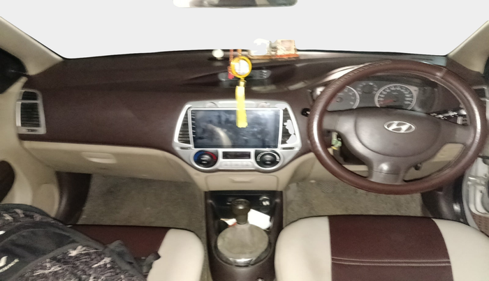 2011 Hyundai i20 MAGNA 1.2, Petrol, Manual, 68,609 km, interior