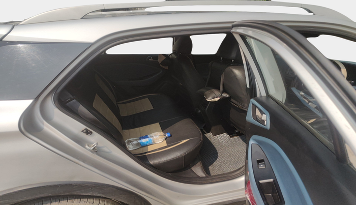 2016 Hyundai i20 Active 1.2 S, Petrol, Manual, 70,843 km, interior