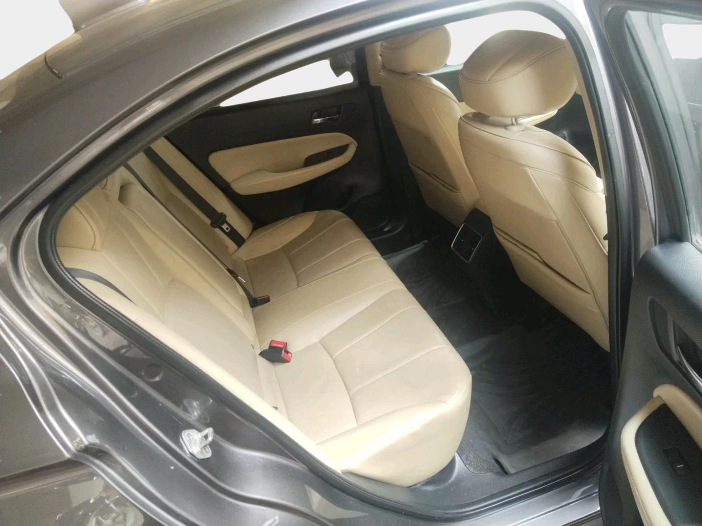 2022 Honda City 1.5L I-VTEC ZX, Petrol, Manual, 32,659 km, interior