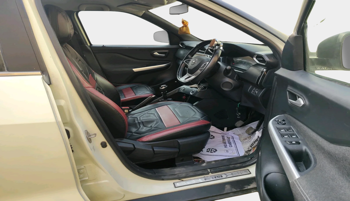 2021 Nissan MAGNITE XV PREMIUM, Petrol, Manual, 88,850 km, interior