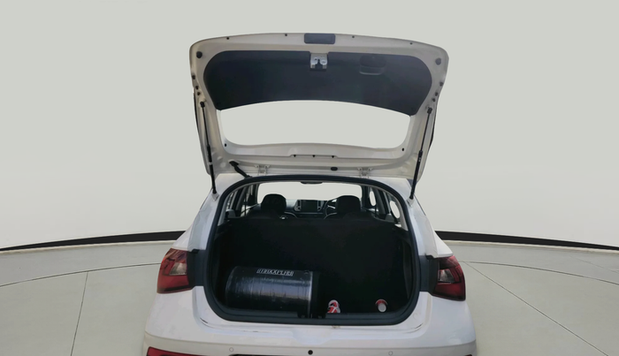 2024 Hyundai NEW I20 MAGNA 1.2 MT, Petrol, Manual, 7,632 km, exterior